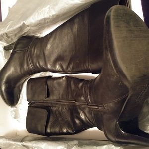 Timeless black leather boots